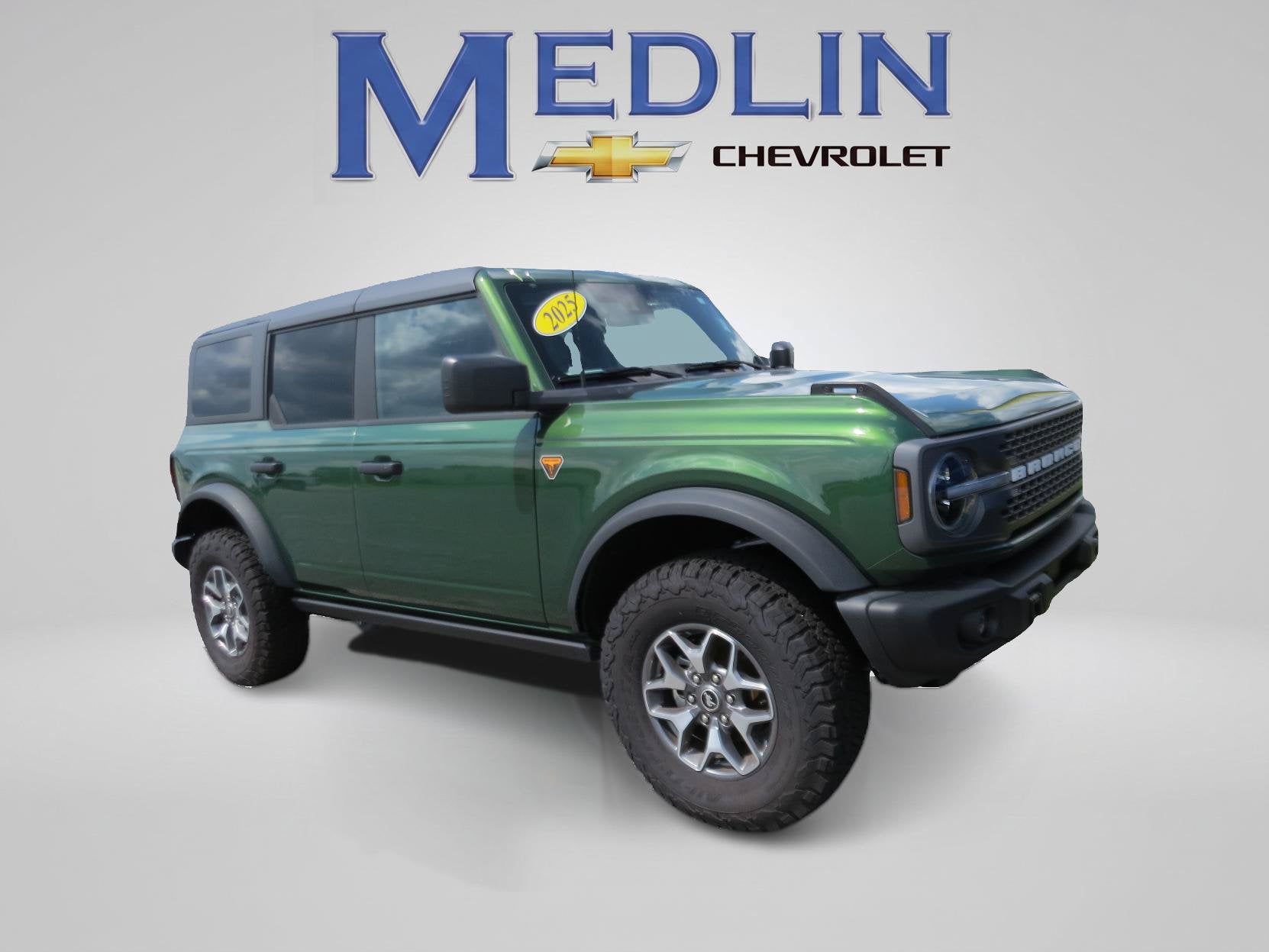 2025 Ford Bronco Badlands in Other — front three-quarter view
