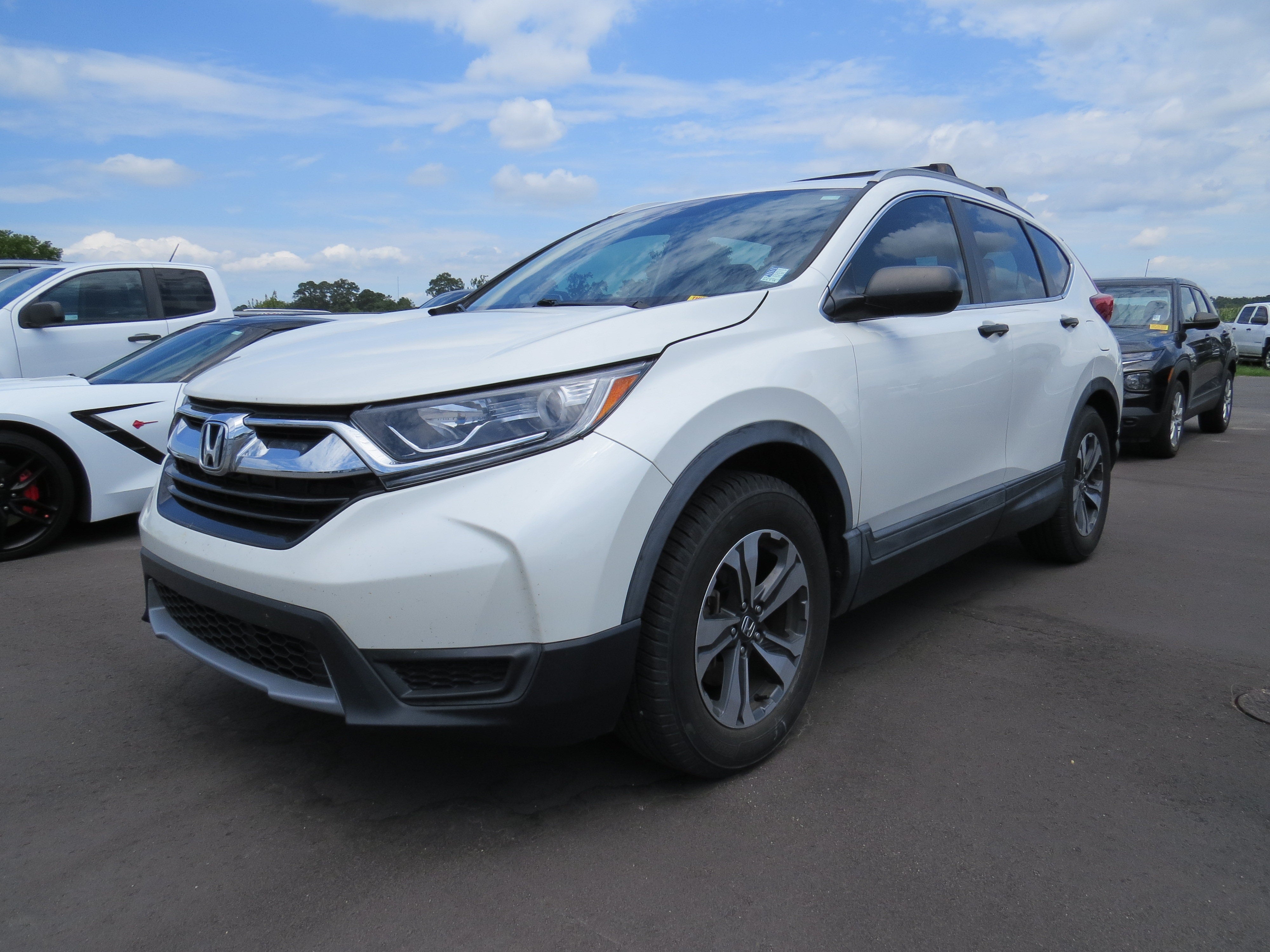 2017 Honda CR-V — rear three-quarter view