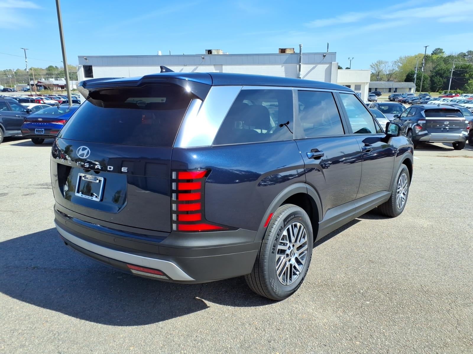 2026 Hyundai PALISADE — rear three-quarter view