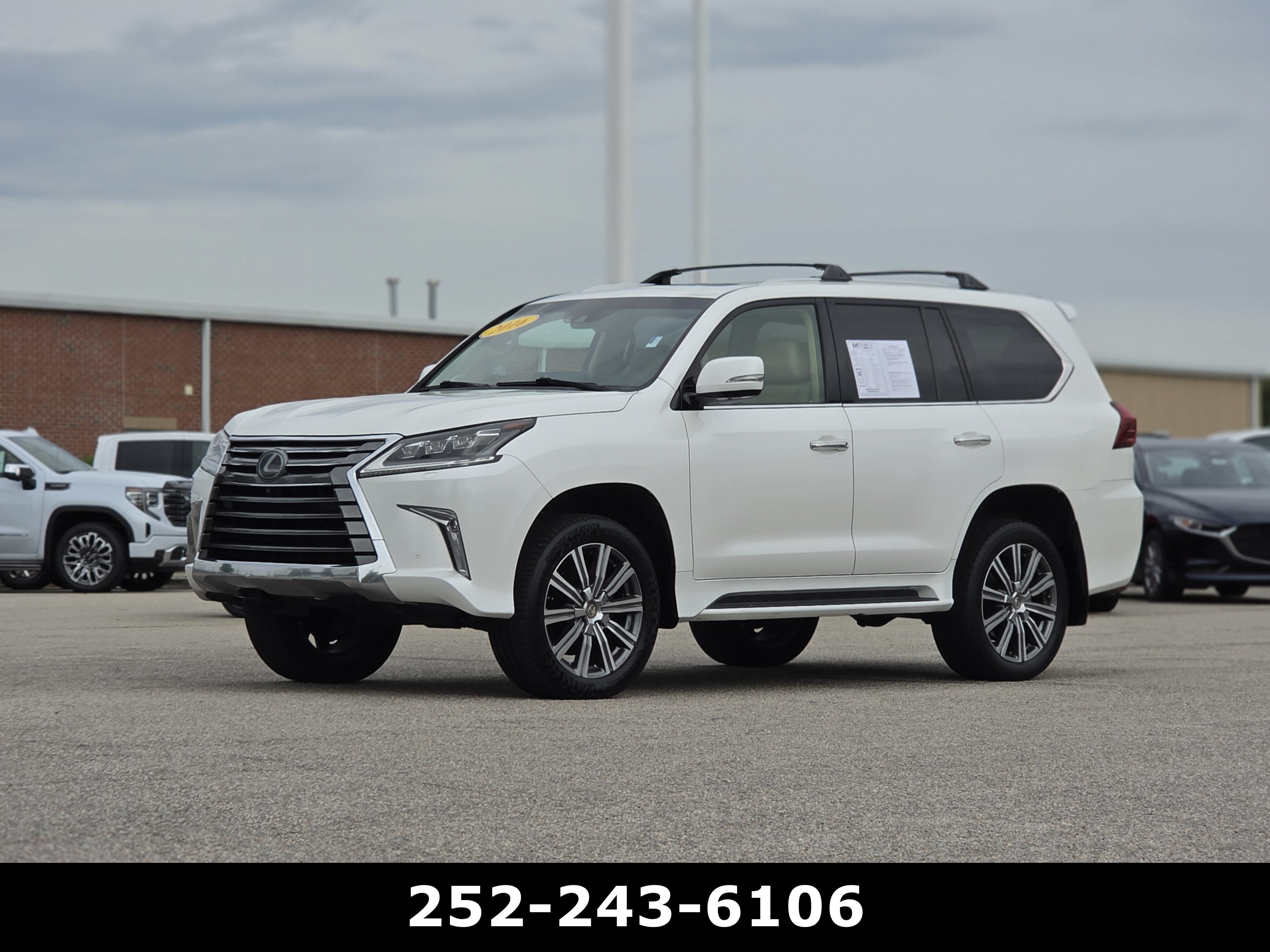 2016 Lexus LX 570 — rear three-quarter view
